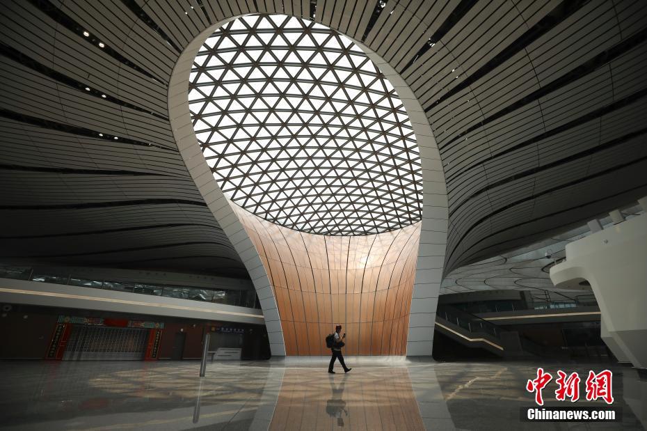 北京大興国際空港ターミナル工事が竣工し、検収完了
