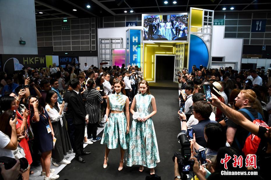 香港ファッションウィーク春夏コレクションが開幕