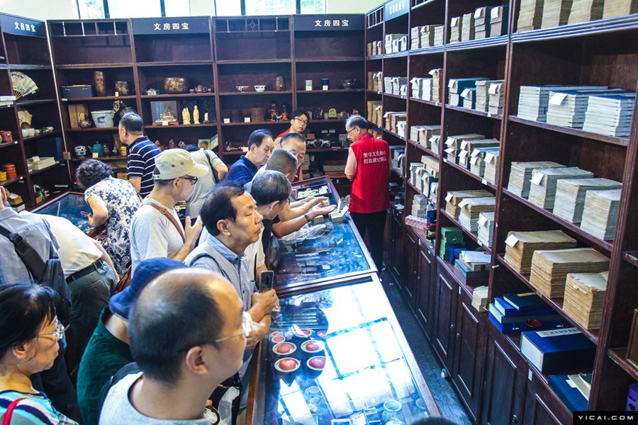 上海ブックフェア開幕　出展図書16万点