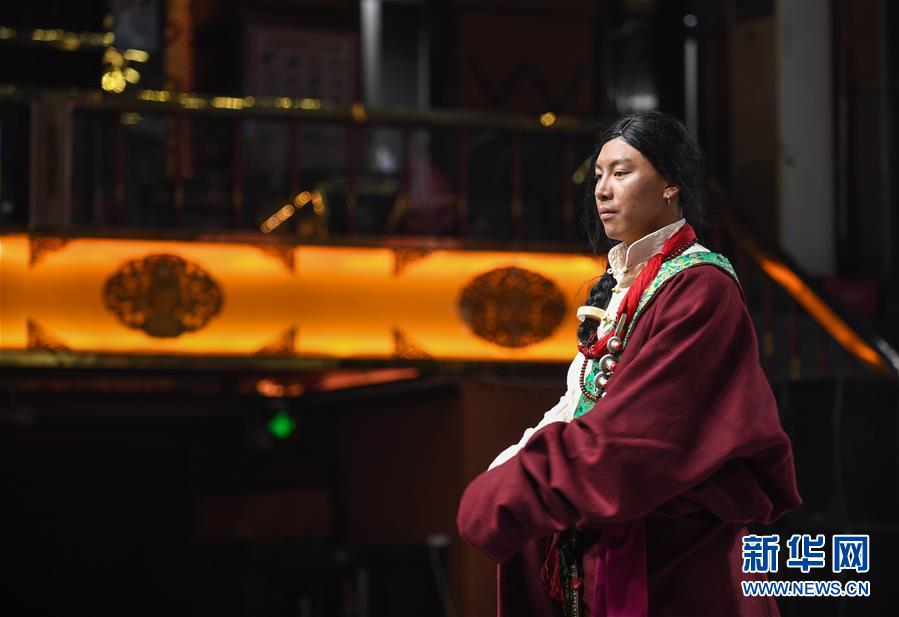 中国チベット族モデルコンテストの西蔵地区予選が開催