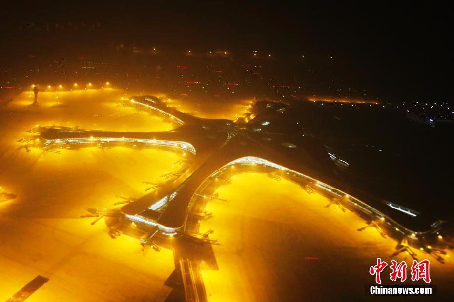 北京大興国際空港、低視程運航が世界先進水準に