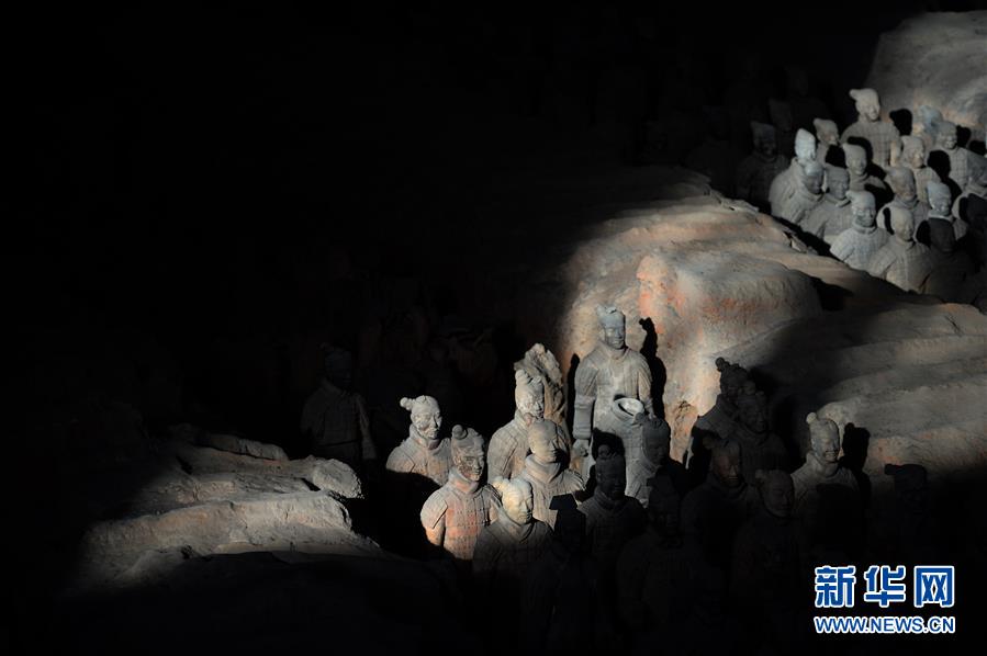 「世界の8番目の不思議」と称される秦始皇帝陵と兵馬俑