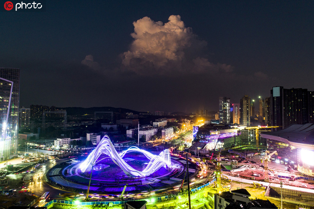 アジアで最大規模の地下総合体と呼ばれる武漢光谷広場総合体（写真著作権は東方ICが所有のため転載禁止）。