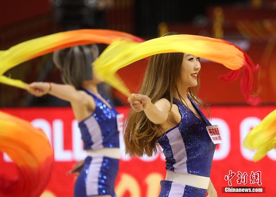 チアリーダーも弾ける！2019バスケットW杯　南京