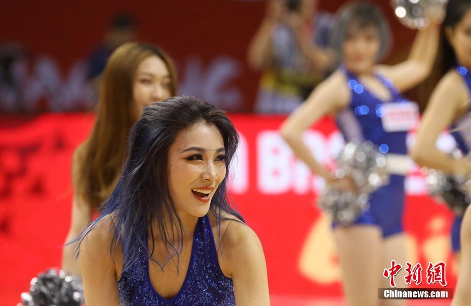 チアリーダーも弾ける！2019バスケットW杯　南京