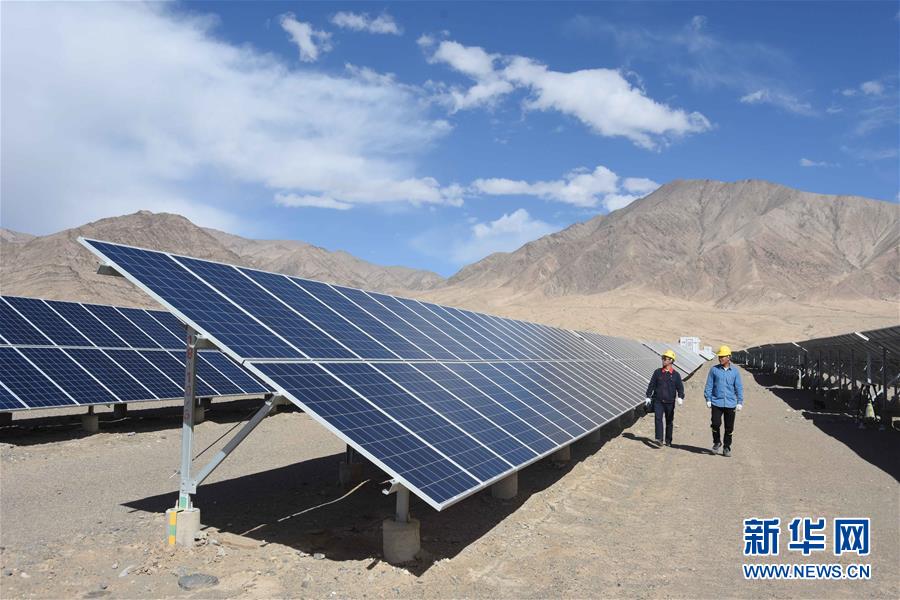 新疆で太陽に最も近い県、「光」で貧困脱却