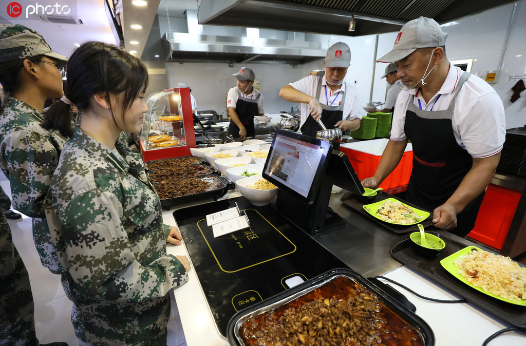 大学食堂は「顔」で支払い　江蘇省の大学に初のスマート食堂オープン