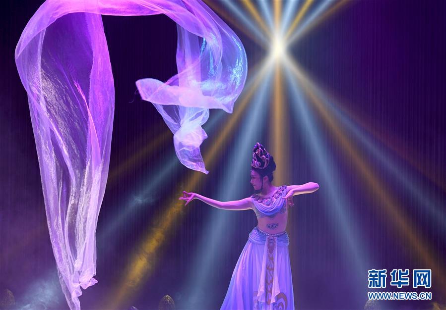 敦煌の古典音楽文化を再現した公演「楽動敦煌」　甘粛省