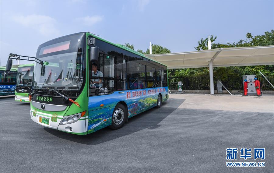 浙江省長興県、都市部・農村部間の路線バスがすべてEV車に