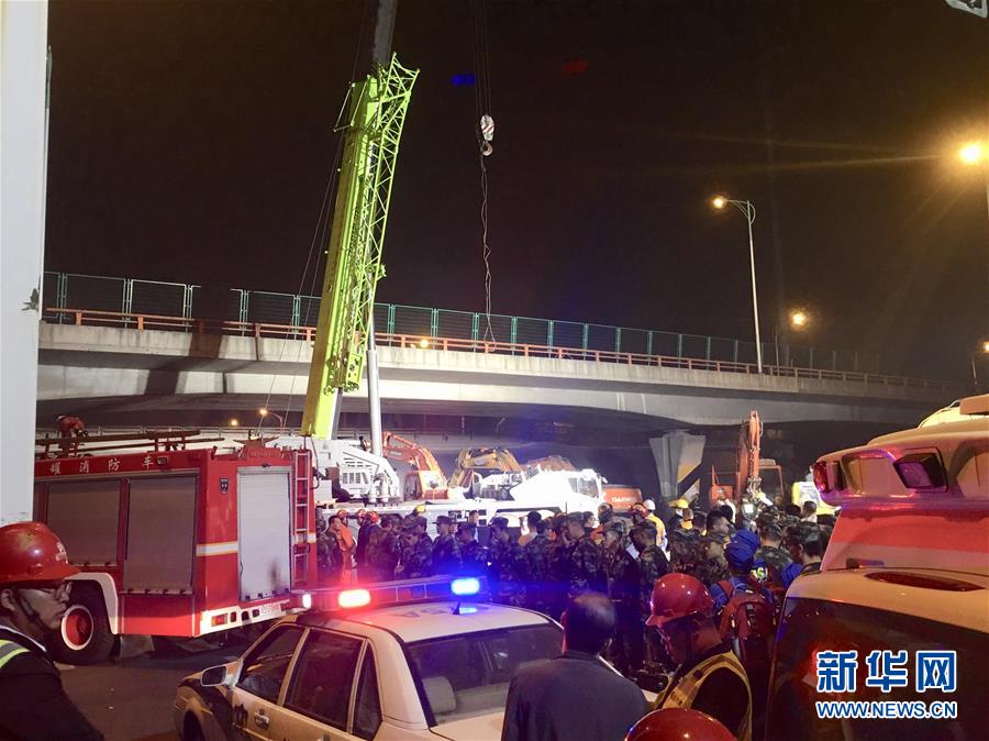 無錫の高架橋崩落事故で3人死亡、2人負傷 原因は車両の過積載か？