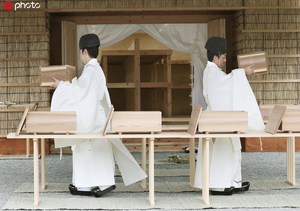 日本の皇居で「大嘗祭」の米を納める儀式「新穀供納の儀」