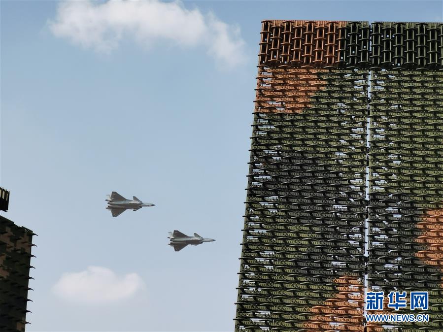 中国空軍航空公開イベントの現場が示す強国興軍の新たな航跡