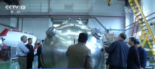 世界最大の1万m級！ 有人深海潜水機の球殻が検査合格