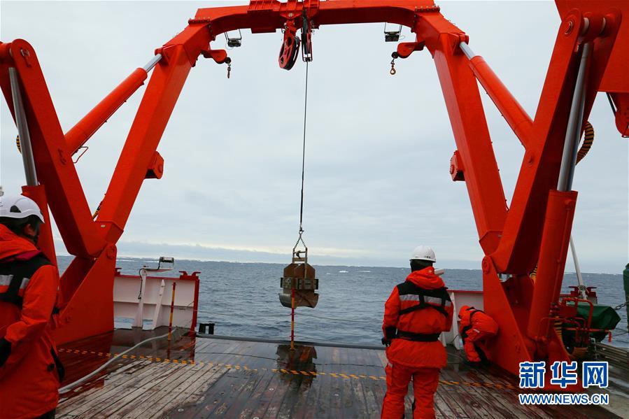 中国南極科学観測隊、南極の海域で総合科学観測を展開
