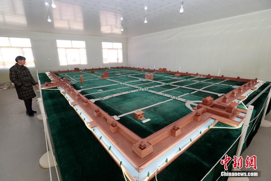 80歳の男性が20年かけミニ「西安城」製作、接着剤なしでパーツ10万点　陝西省
