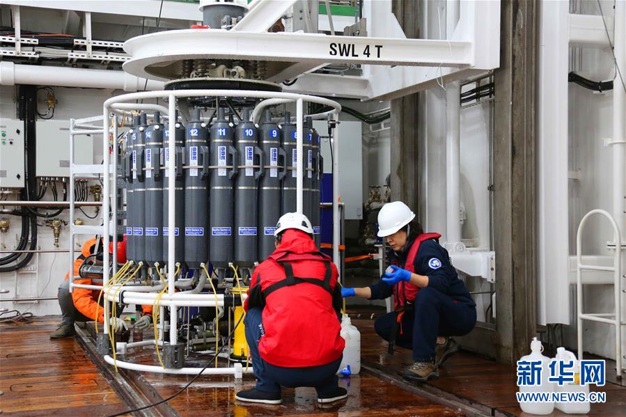 中国、南極海の水質環境調査で再び新装置を使用