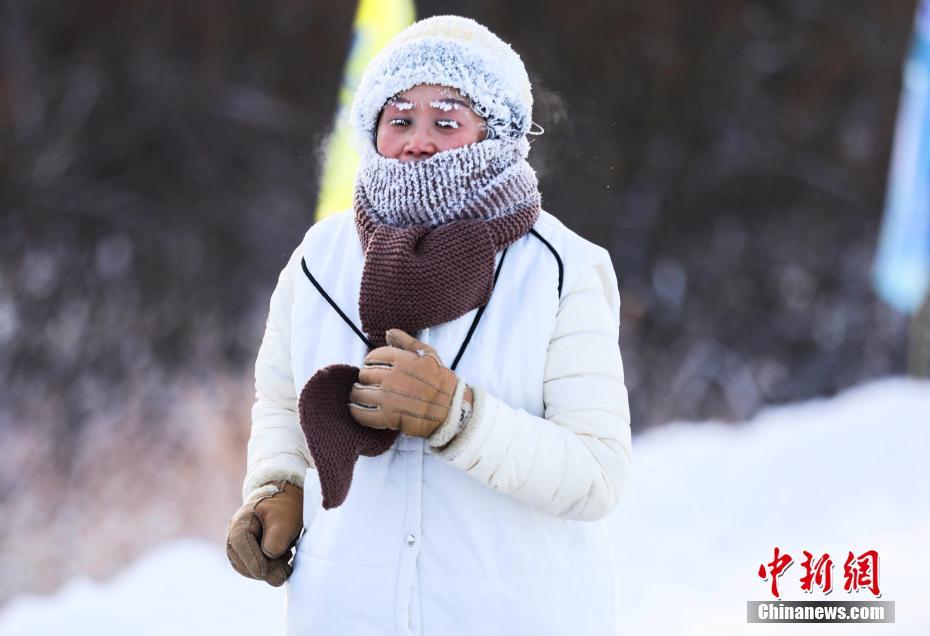 「中国極寒マラソン大会」が内モンゴルで開催　－40℃