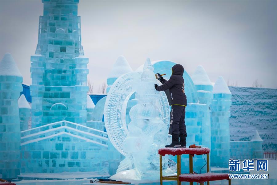 「ハルビン国際氷彫刻コンテスト」が閉幕　黒竜江省
