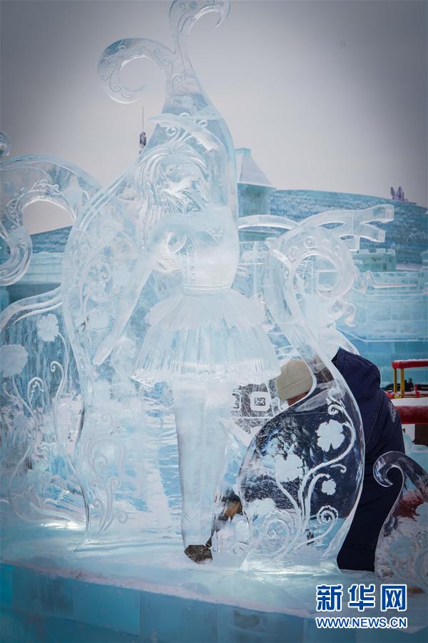 「ハルビン国際氷彫刻コンテスト」が閉幕　黒竜江省