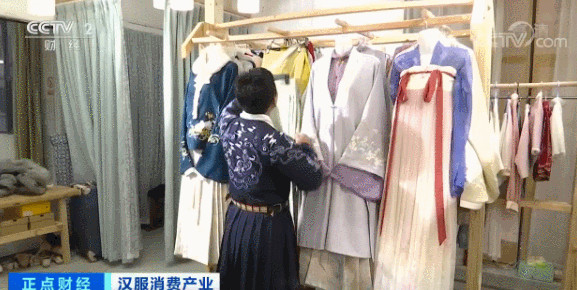 中国で大流行の漢服の淘宝における取引額20億元に 10万元近く使う若者も