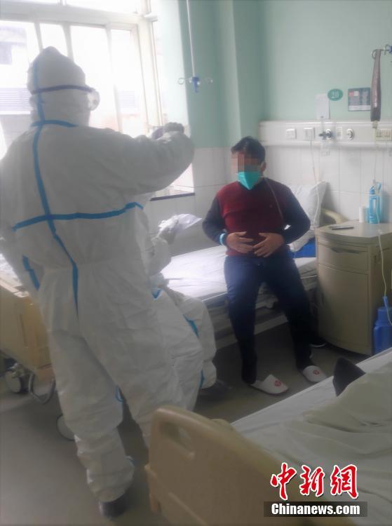 新型コロナウイルス肺炎の救命治療に全力で取り組む武漢大学中南病院