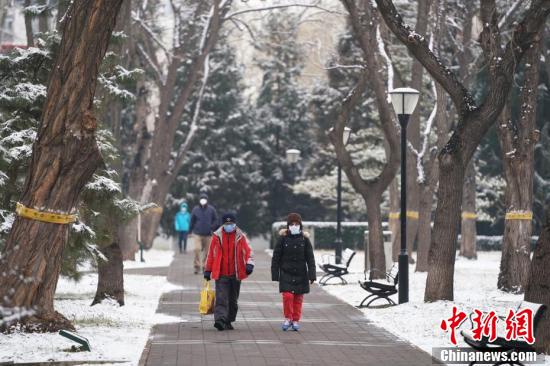 北京で春節明け初の雪