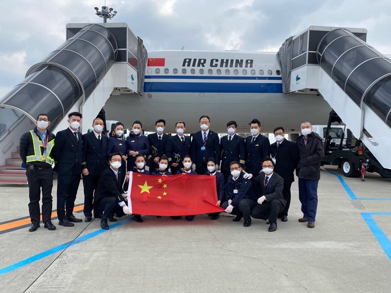 湖北省籍223人が関空から中国国際航空のチャーター便で武漢に戻る