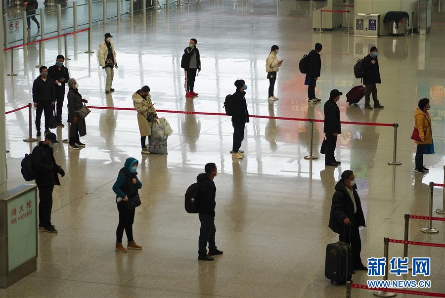 列に並ぶ際の「新ルール」とは？　陝西省咸陽国際空港 