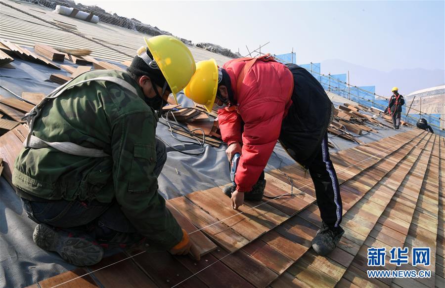 雪の海陀山ふもとで進む工事 北京冬季五輪延慶試合地区建設現場を訪ねて