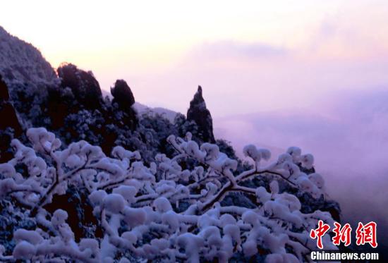 江西三清山、立春後初めての降雪を観測