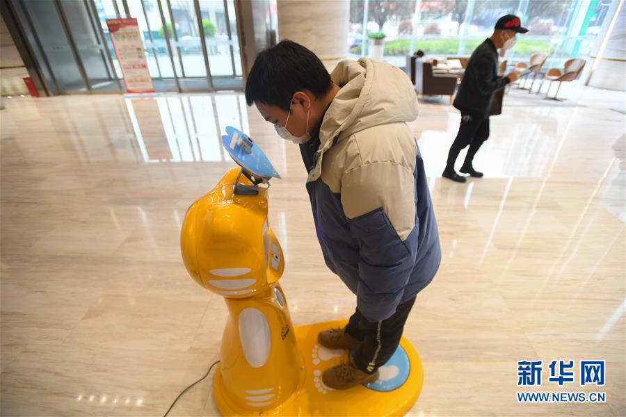 操業再開をサポートする「防疫ロボット」を開発　湖南省長沙