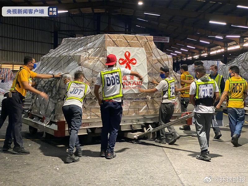 中国からフィリピンへの医療支援物資がマニラに到着