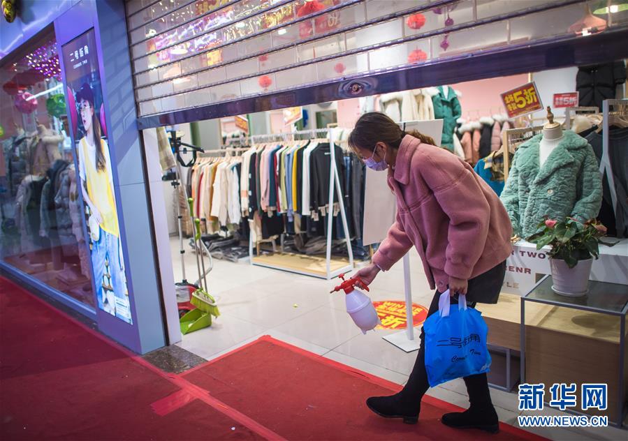 武漢市で初となる大型商業施設が営業再開　湖北省