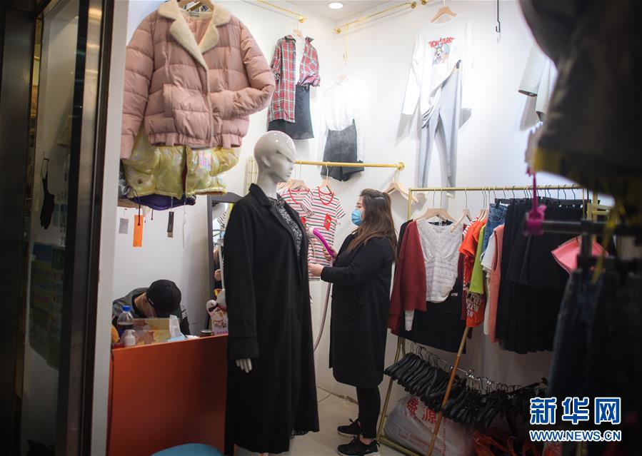 武漢市で初となる大型商業施設が営業再開　湖北省