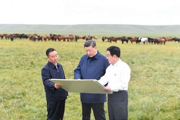 2019年8月、習総書記は甘粛省張掖市山丹県山丹馬場を視察した。