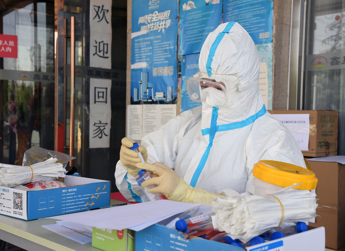北京の「ドライブスルー方式PCR検査スポット」を訪ねて