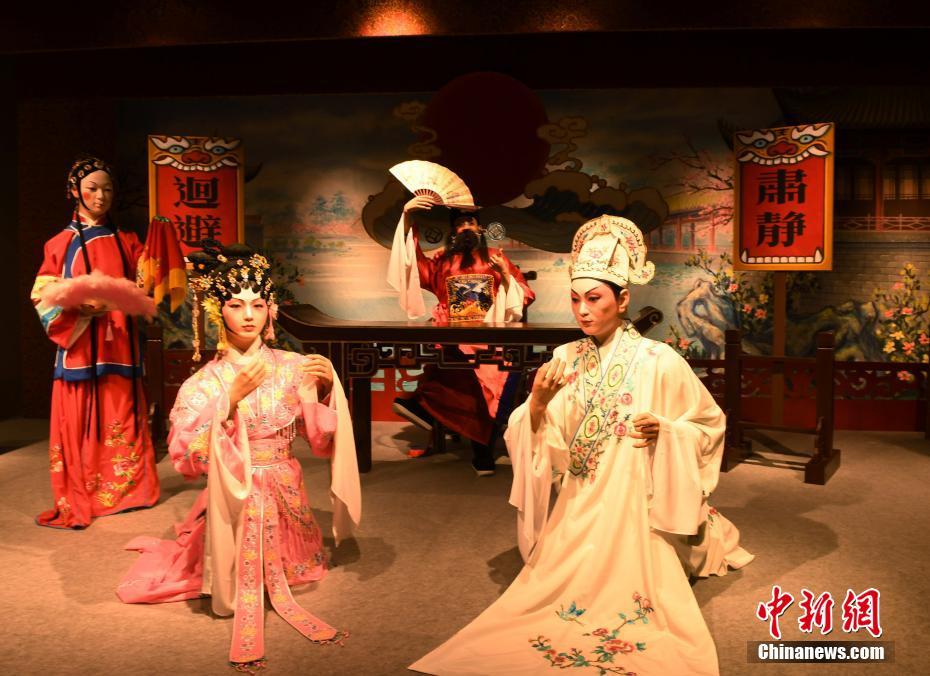 広州粤劇芸術博物館を訪ねて　広東省