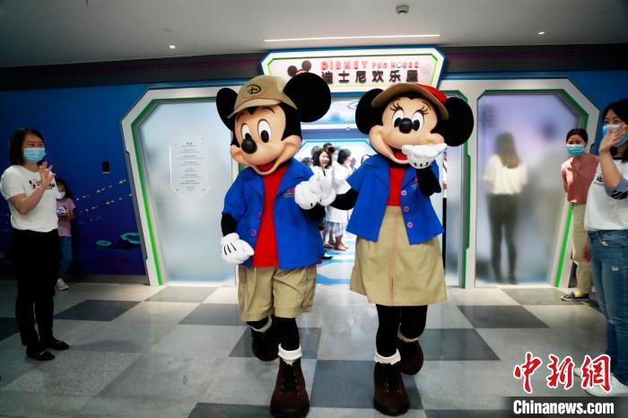 「ディズニー・ファンハウス」が上海児童医学センターにオープン