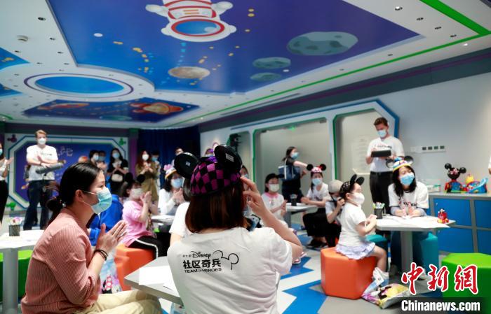 「ディズニー・ファンハウス」が上海児童医学センターにオープン