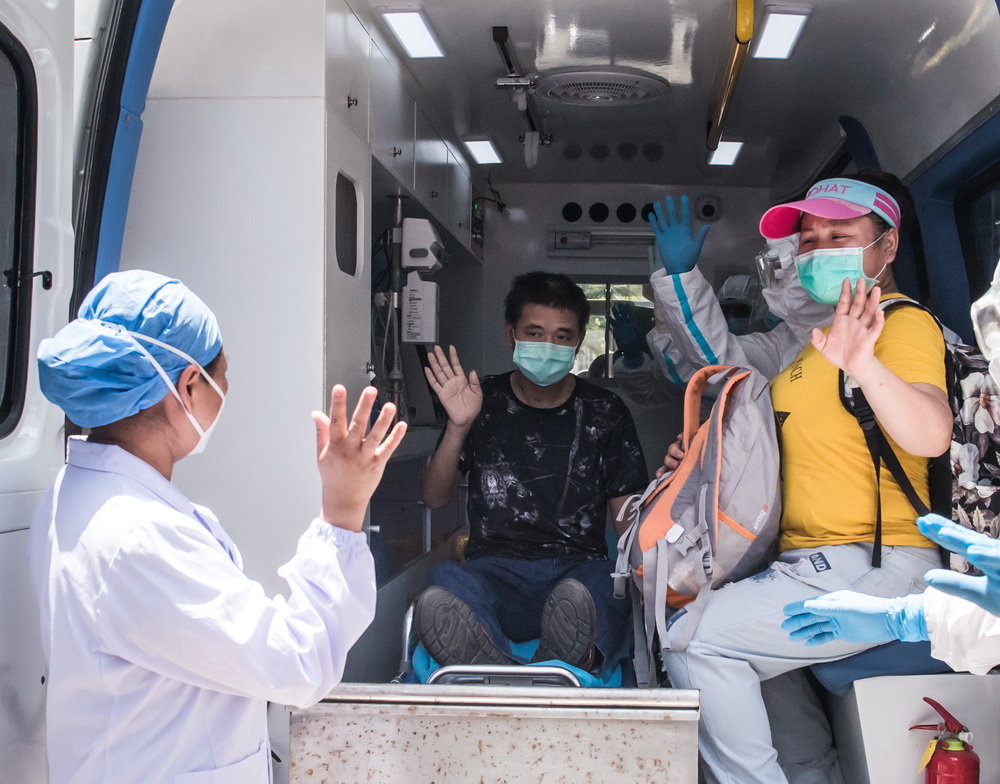 武漢市肺科病院で新型コロナから回復した最後のリハビリ患者が退院　湖北省