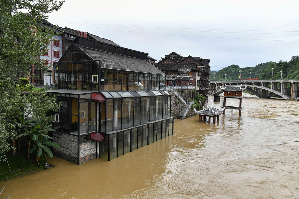 貴州凱里に豪雨　下司古鎮が浸水被害