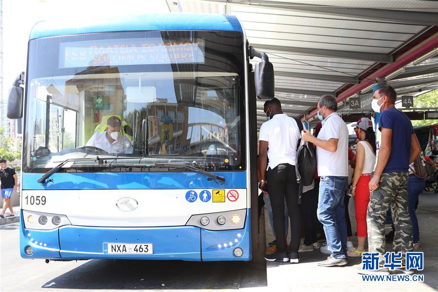 キプロスが中国製「防疫バス」155台を路線バスに導入