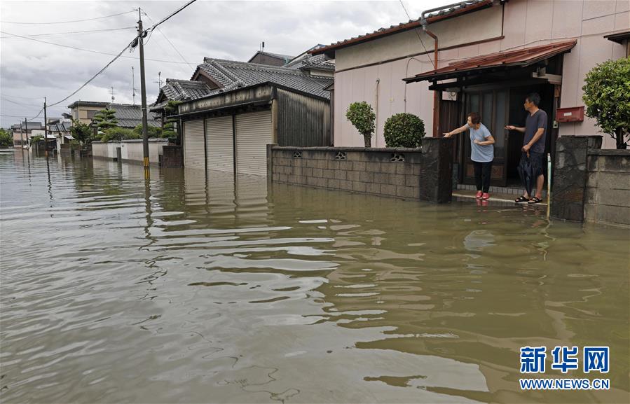 日本の九州豪雨の死者56人に