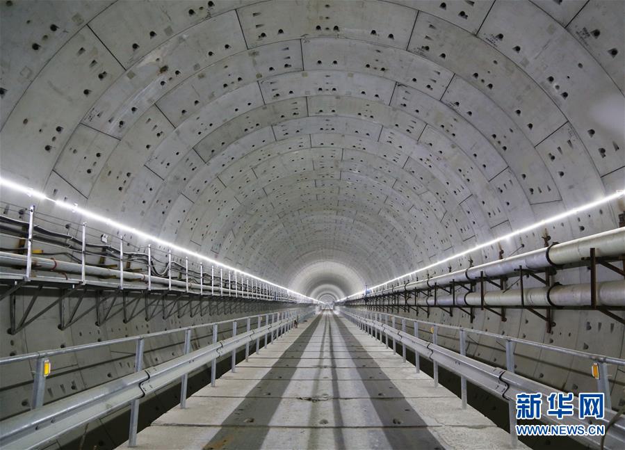 中国最大直径の海洋横断トンネルシールドトンネルが貫通