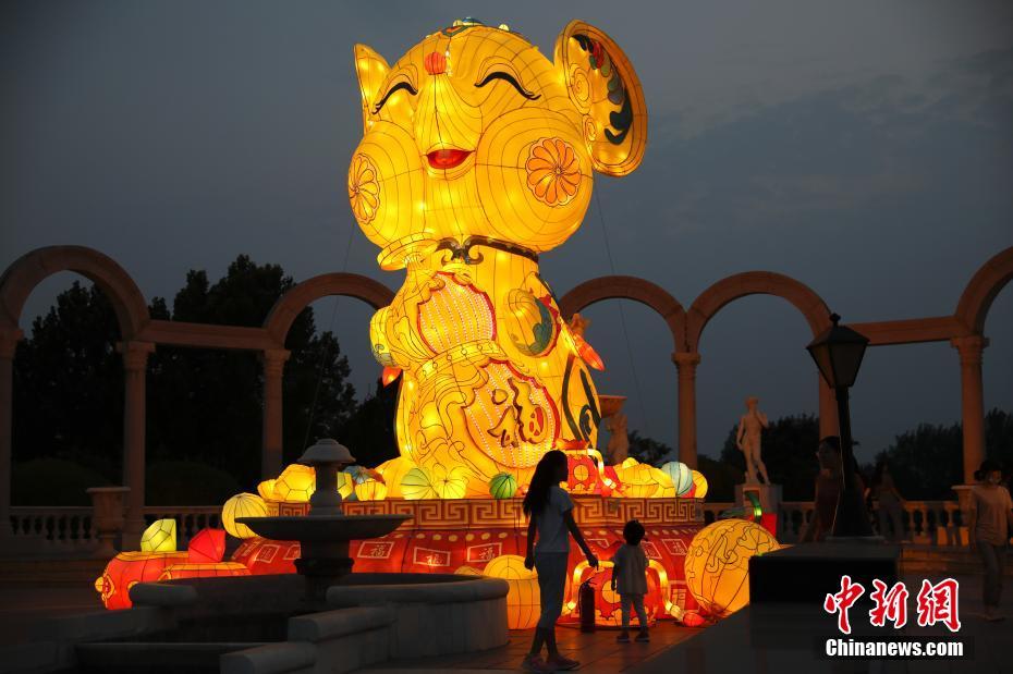 世界公園で「納涼美食の夜」開幕　北京