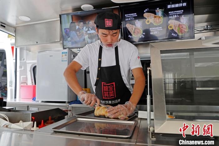 上海の街頭にキッチンカーが登場　新たな「朝食プロジェクト」が始動