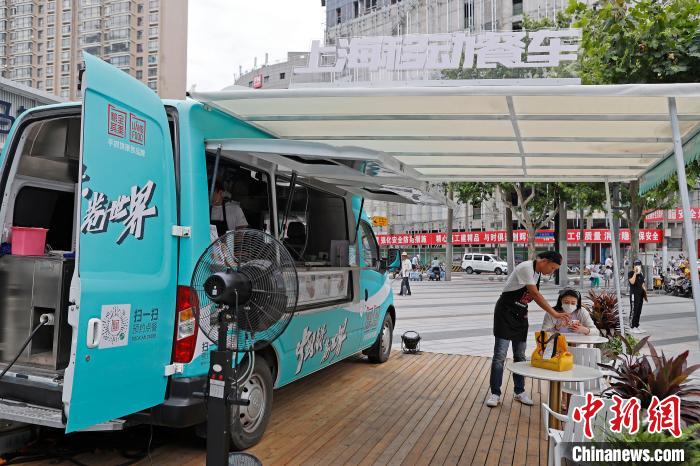 上海の街頭にキッチンカーが登場　新たな「朝食プロジェクト」が始動