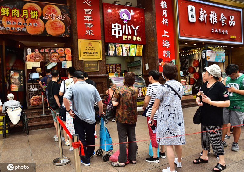中秋節まで1ヶ月以上、上海の老舗が早くも月餅販売開始