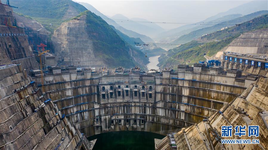 世界最大の水力発電所「白鶴灘発電所」、急ピッチで建設進む　四川省