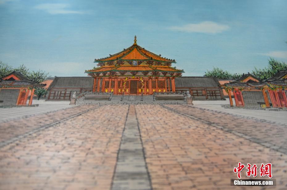 無形文化遺産伝承者が陶磁器板に彫る「瀋陽故宮」　 遼寧省瀋陽